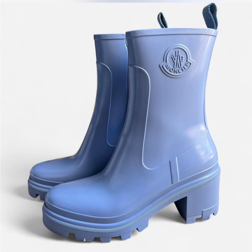 Blue Moncler ankle rain boots Women’s 9/EU 40